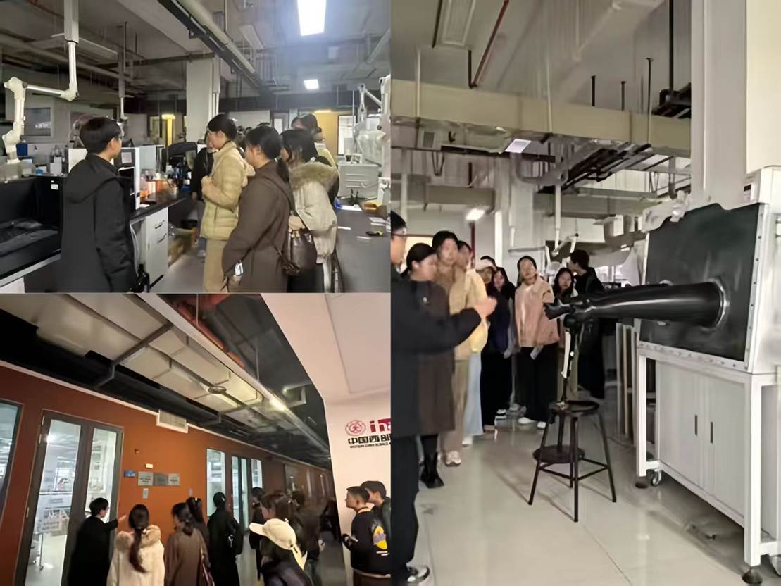 一群人在厨房里工作 AI 生成的内容可能不正确。